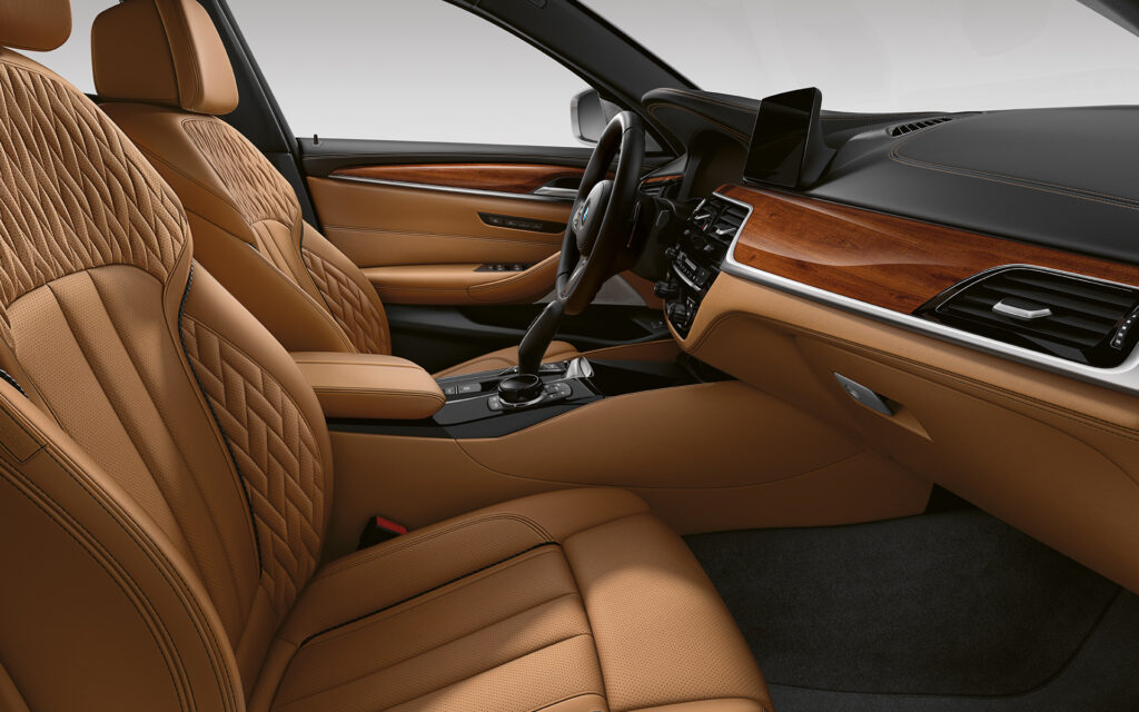 A Tour Of The BMW 5 Series Leather seats