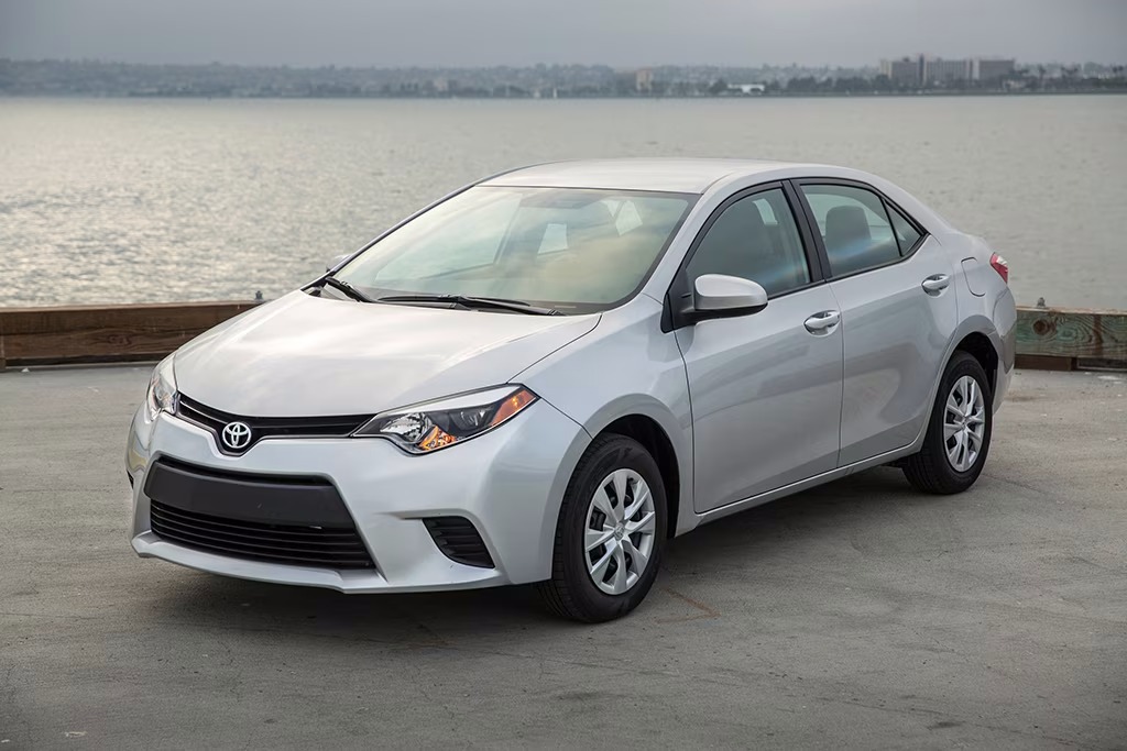 Best High Mileage Used Car Toyota Corolla
