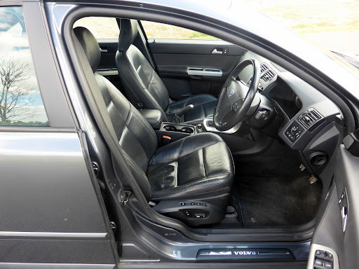 Exterior and Interior Wear and Tear Volvo S40