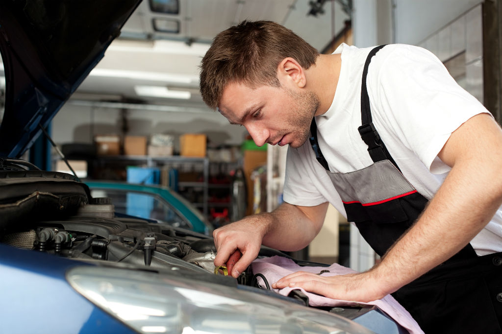 Revisiones Del Motor Y Componentes Mecánicos