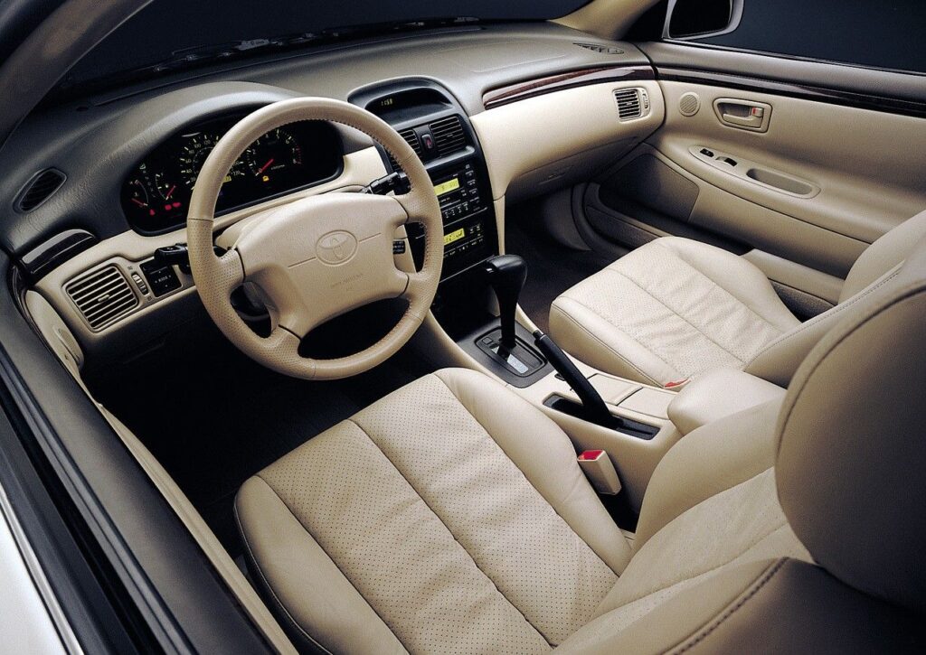 2000 toyota camry interior